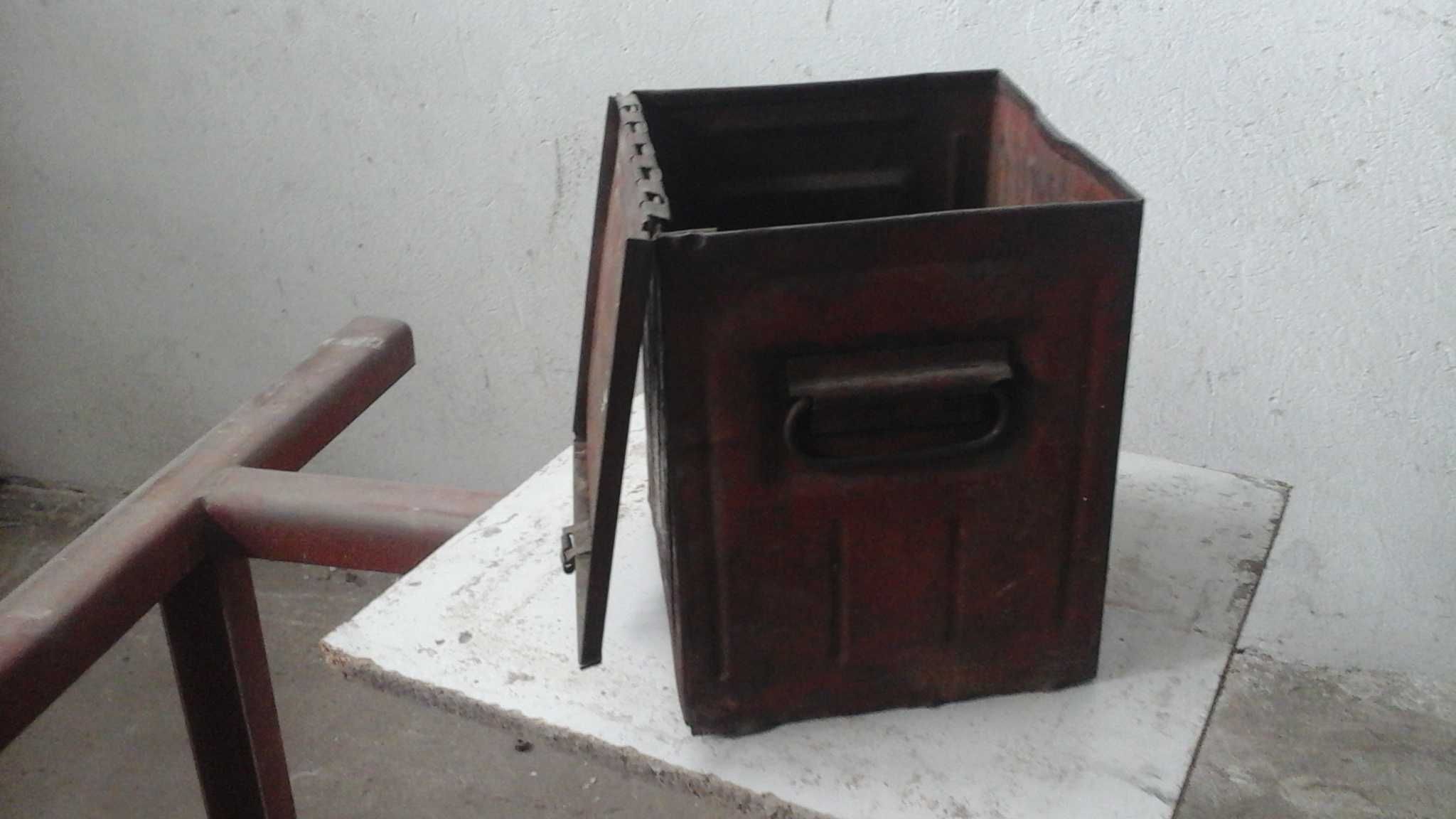 skrzynka ,pojemnik metalowy 28x26x32