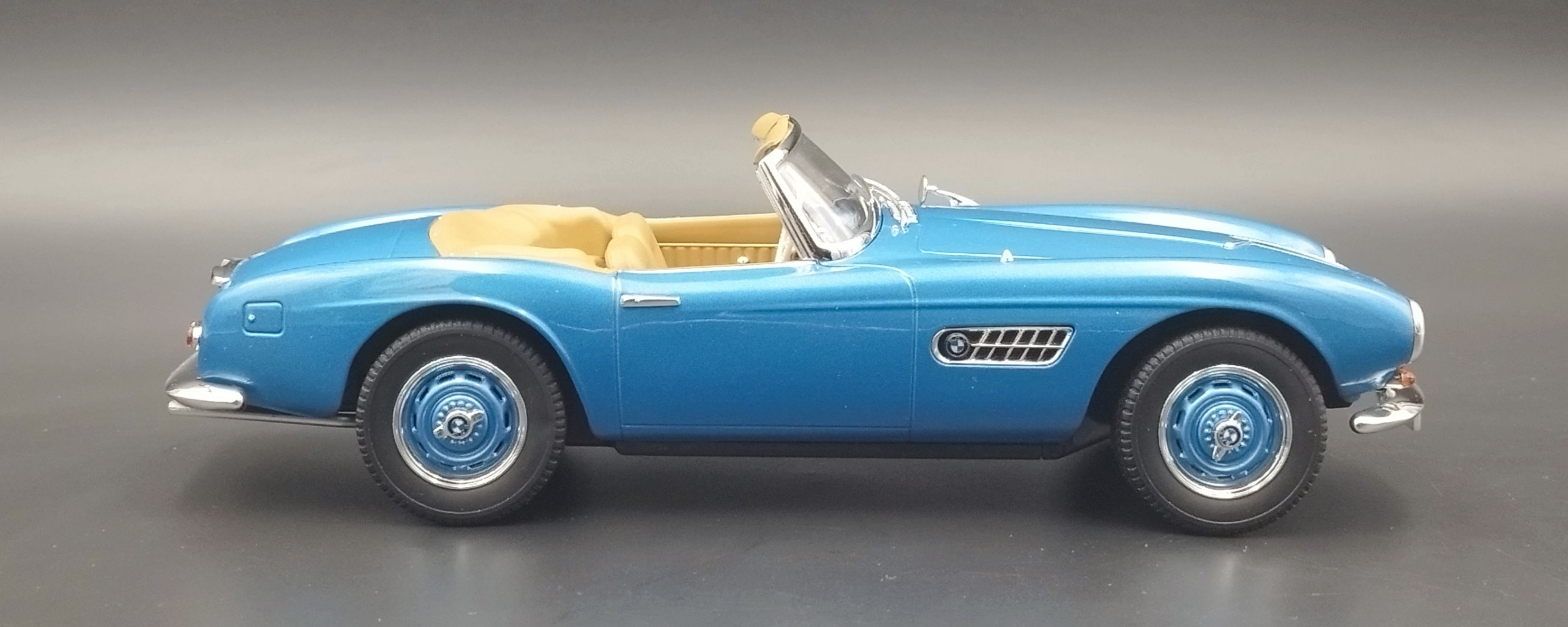 1:18 Norev 1957  BMW 507 Cabriolet Blue