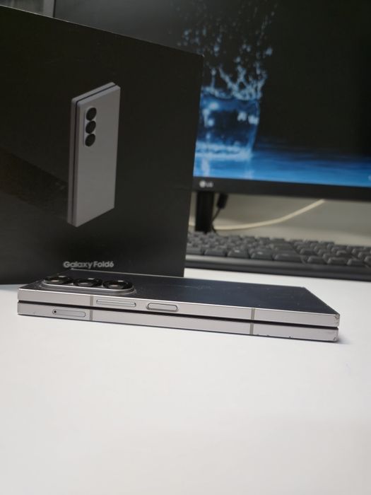 Samsung Fold 6 12/256Gb, Офіційний