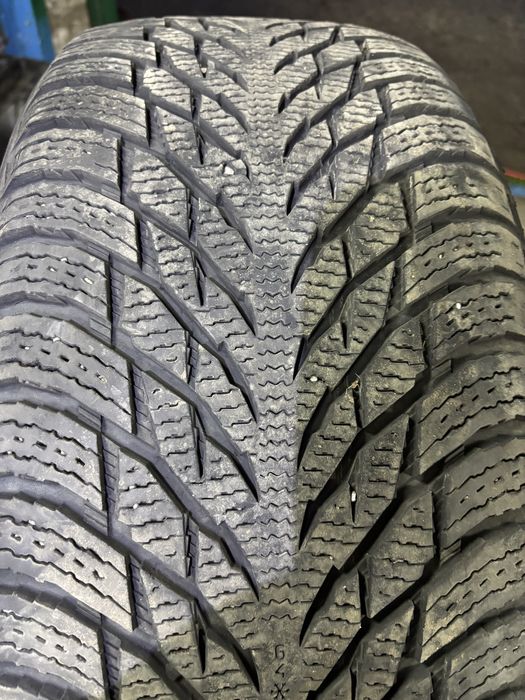 Зимова шина 245/45/19 nokian hakkapelita r3