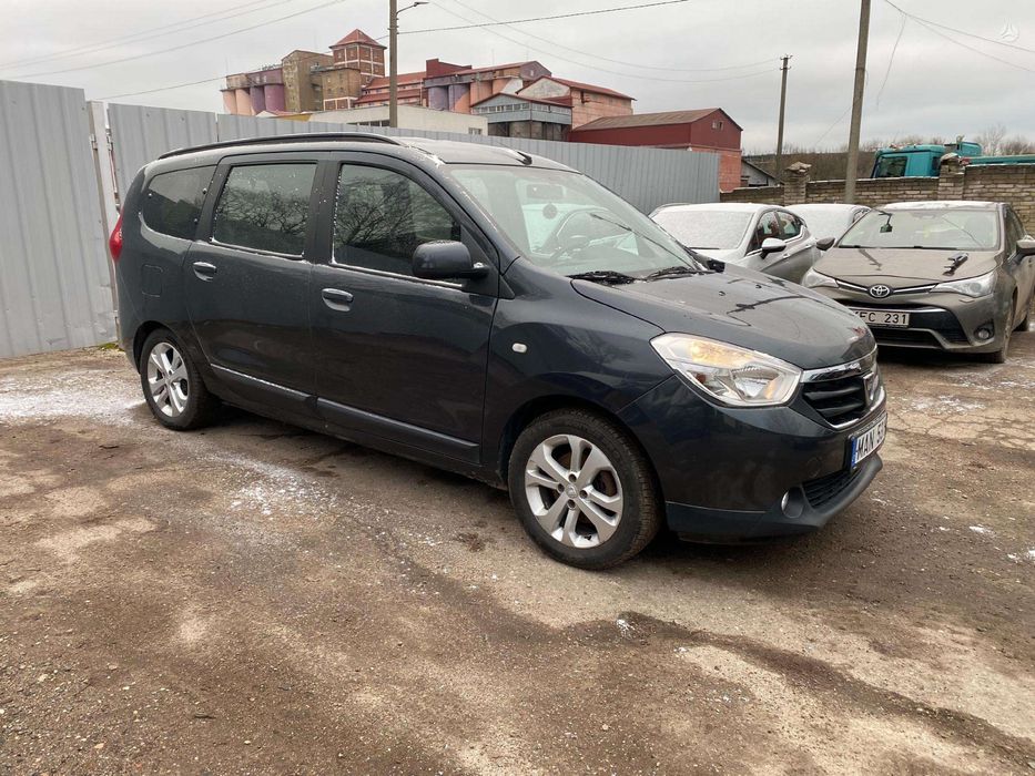 Dacia Lodgy 2015