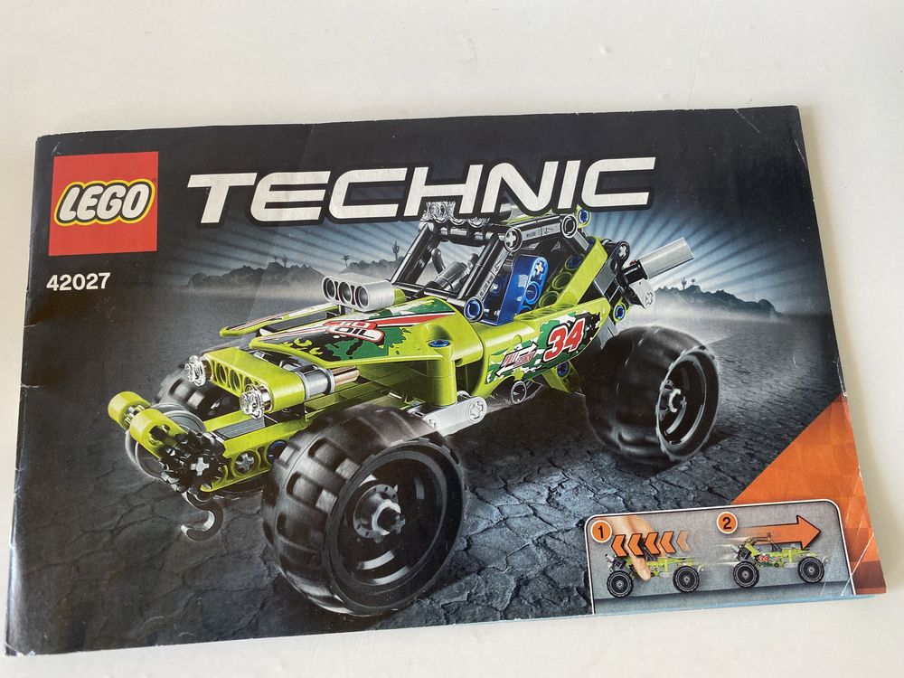 Klocki Lego Technic pustynna wyścigówka 42027