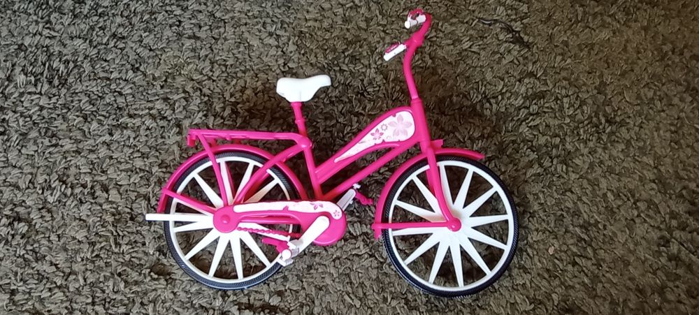 Różowy rower Barbie
