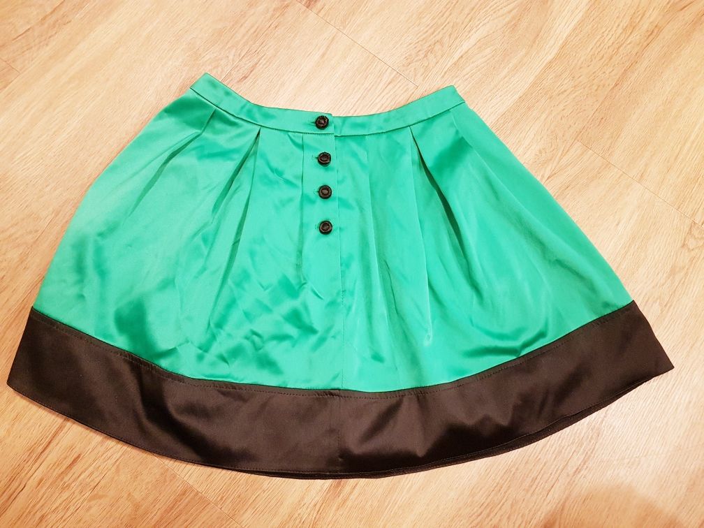 Zielono-czarna rozkloszowana spódnica mini River Island 32