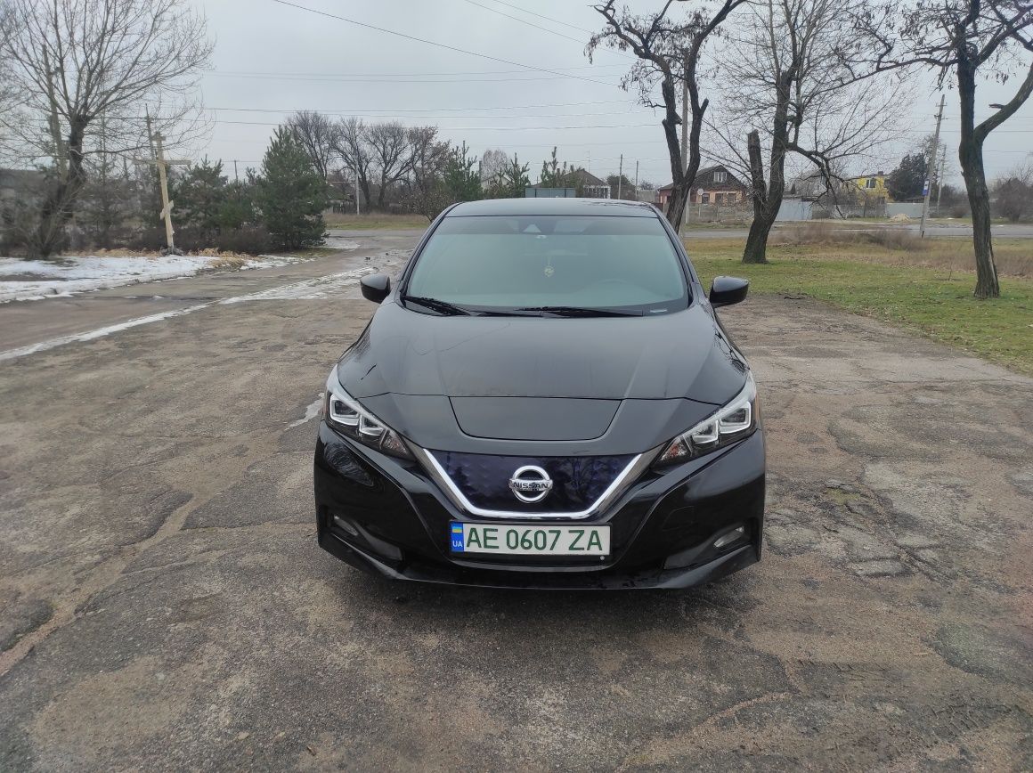 Nissan leaf 2018 42кВт