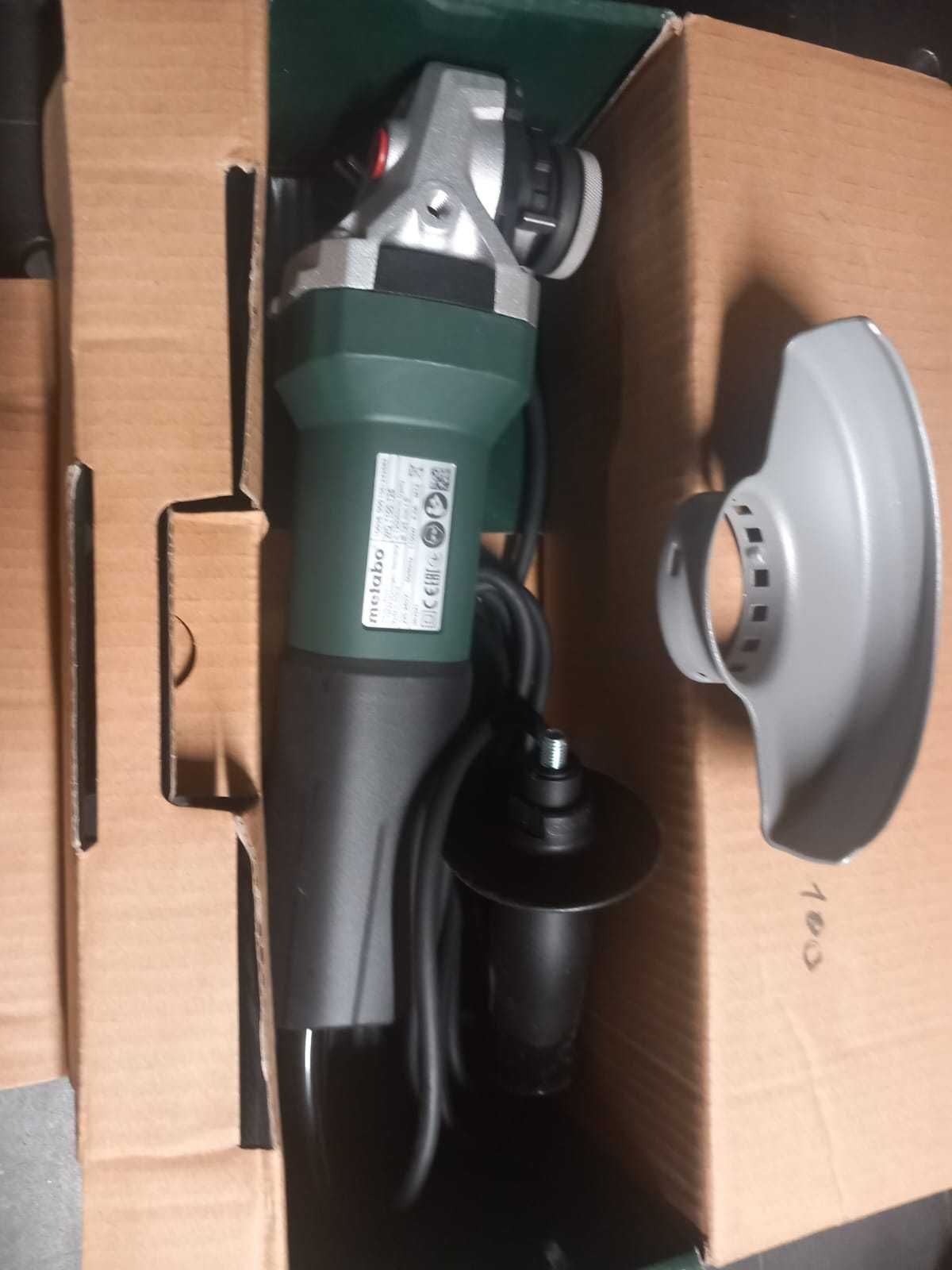 Szlifierka kątowa metabo  1100 W