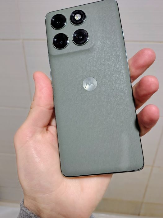 Motorola edge 60 pro 12/512 стан нового