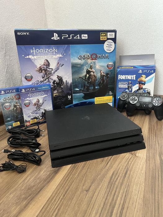 Консоль Sony PlayStation 4 PRO 1TB CUH 72 Black б/у