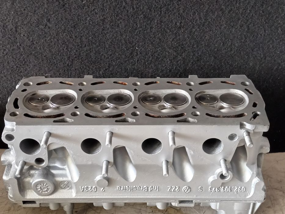 Głowica po serwisie wałek rozrządu VW FOX 1.4 MPI 8v bkr