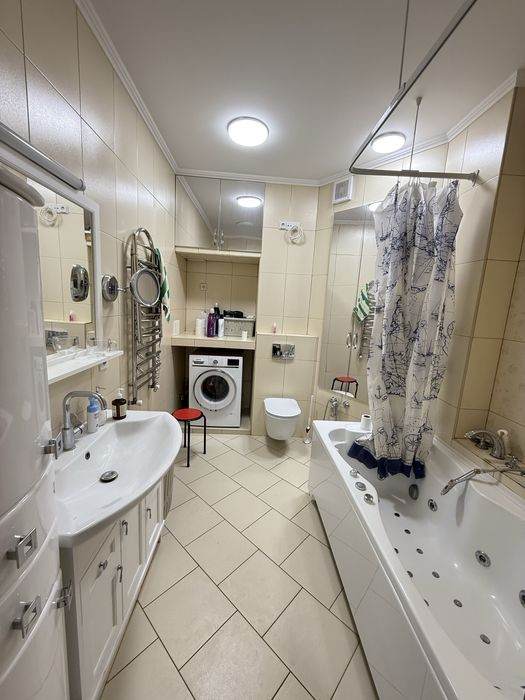 Продаю 4-к ЖК Адмирал 160м2