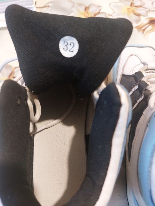 Кросівки на хлопчика