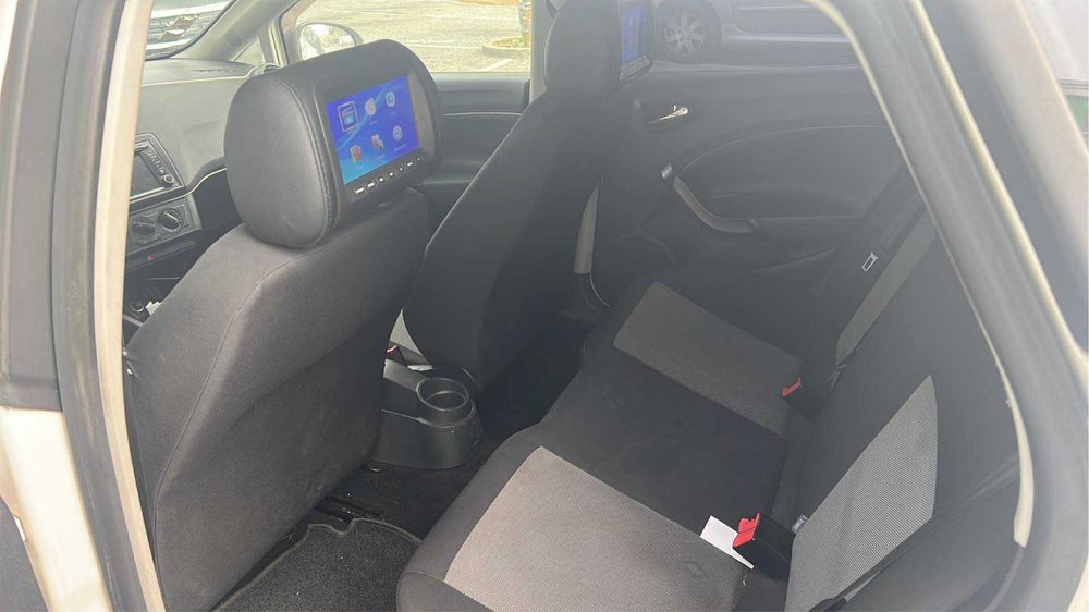 SEAT IBIZA 2017 gasolina
