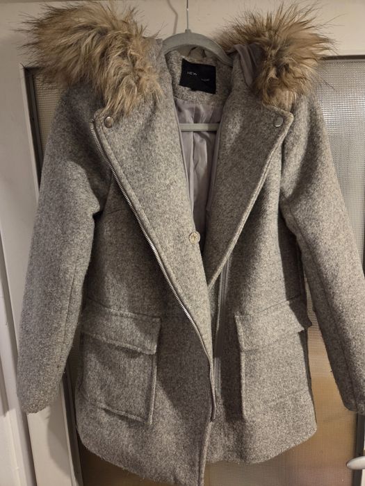 New Look krótki szary płaszcz z kapturem, 38 M, ubrany dwa razy