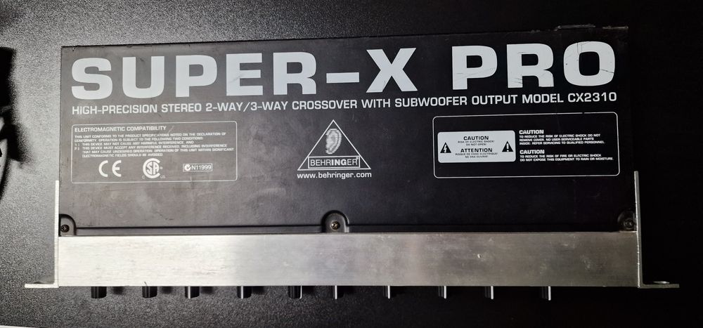 Behringer super-x Pro cx 2310