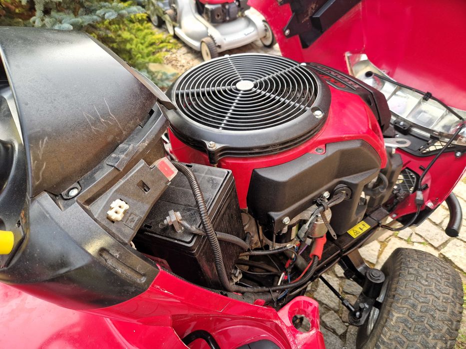 Traktorek kosiarka Honda Hf 2622 22KM v-ka - po SERWISIE!!