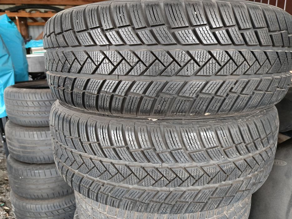 Wyprzedaż 021 TSM Dwie sztuki opon zimowych 225/60/R18 104V XLVREDESTE