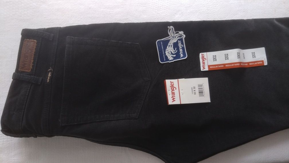 Джинси Wrangler вельветові 32/32 оригінал