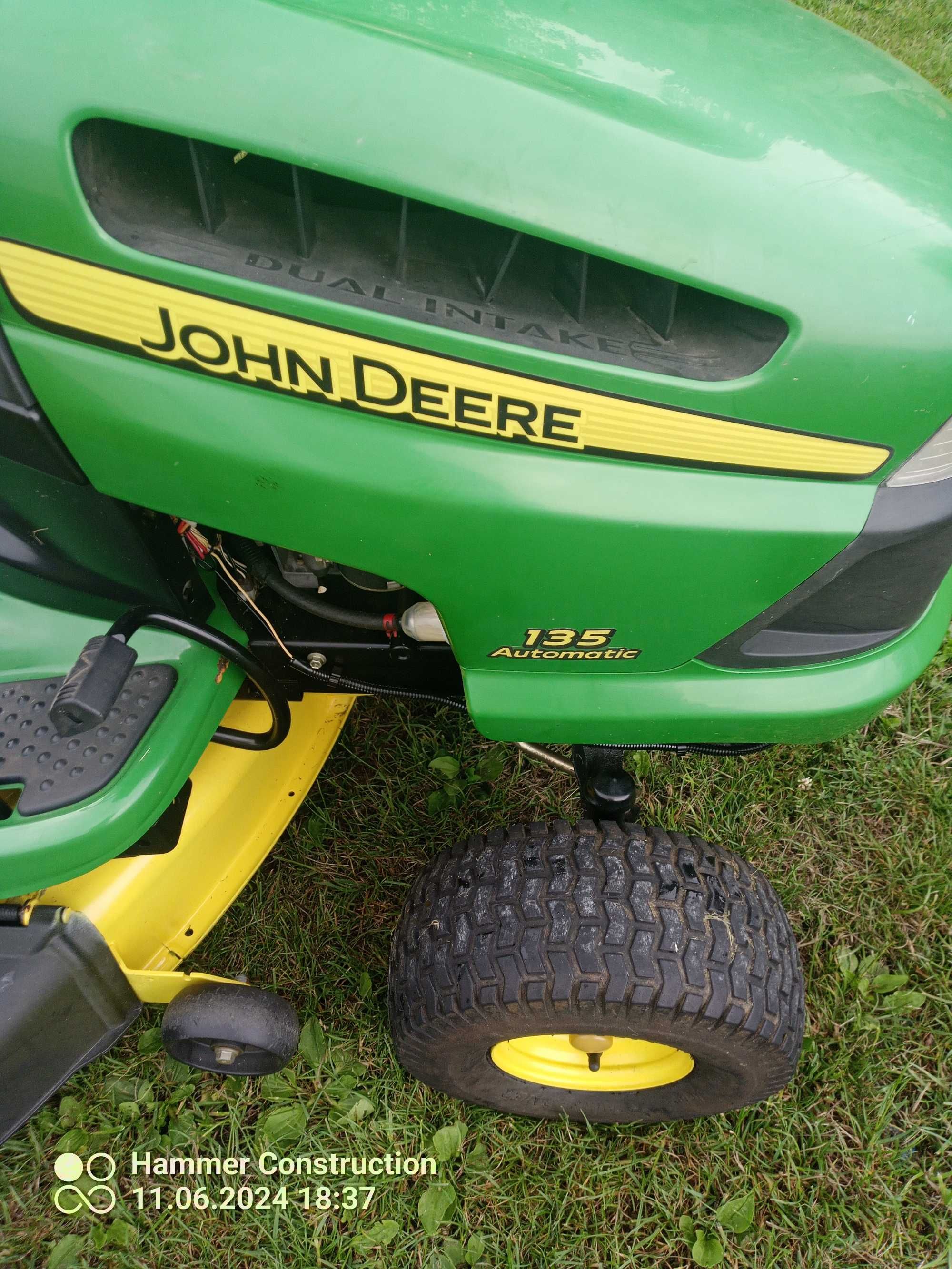 Traktorek Kosiarka JOHN DEERE 135 Automatic