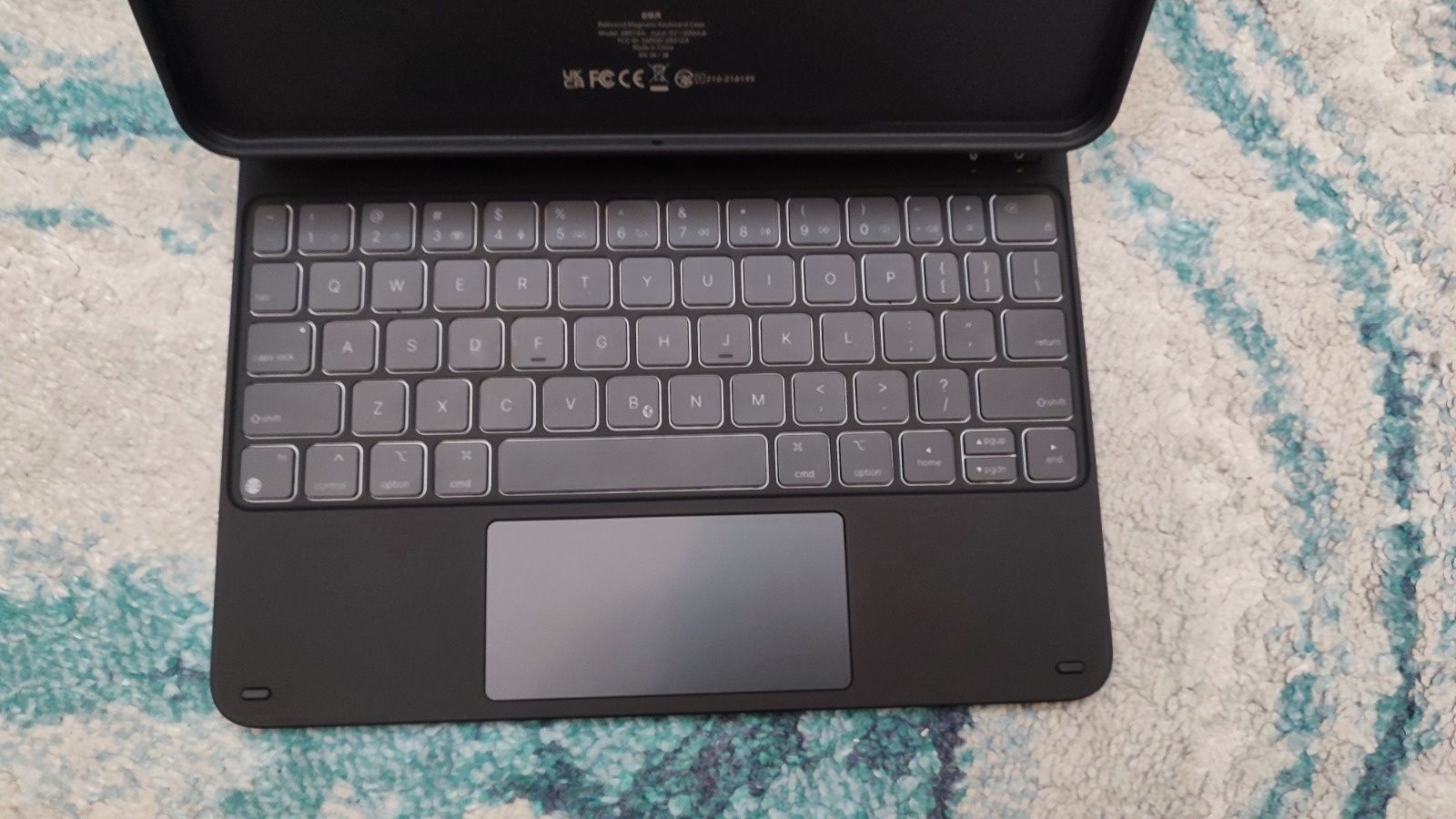 Teclado com iman e capa para Ipad Air/ Pro 11 polegadas