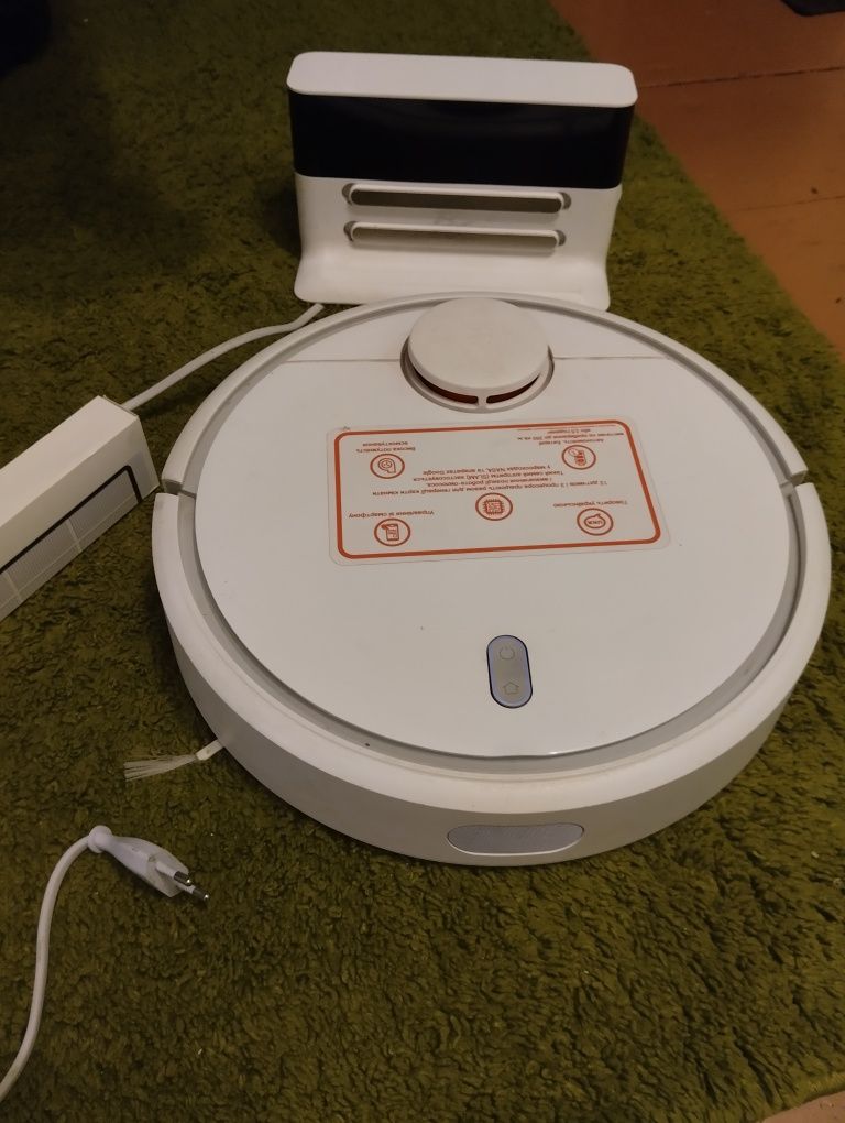 Робот пилосос Xiaomi Mi Robot Vacuum Cleaner