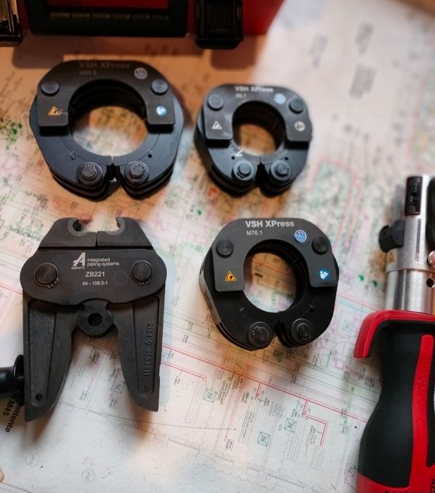 Szczęki Novopress X-press VSH M76.1 M88.9  ZB221 Rems Ridgid Milwaukee