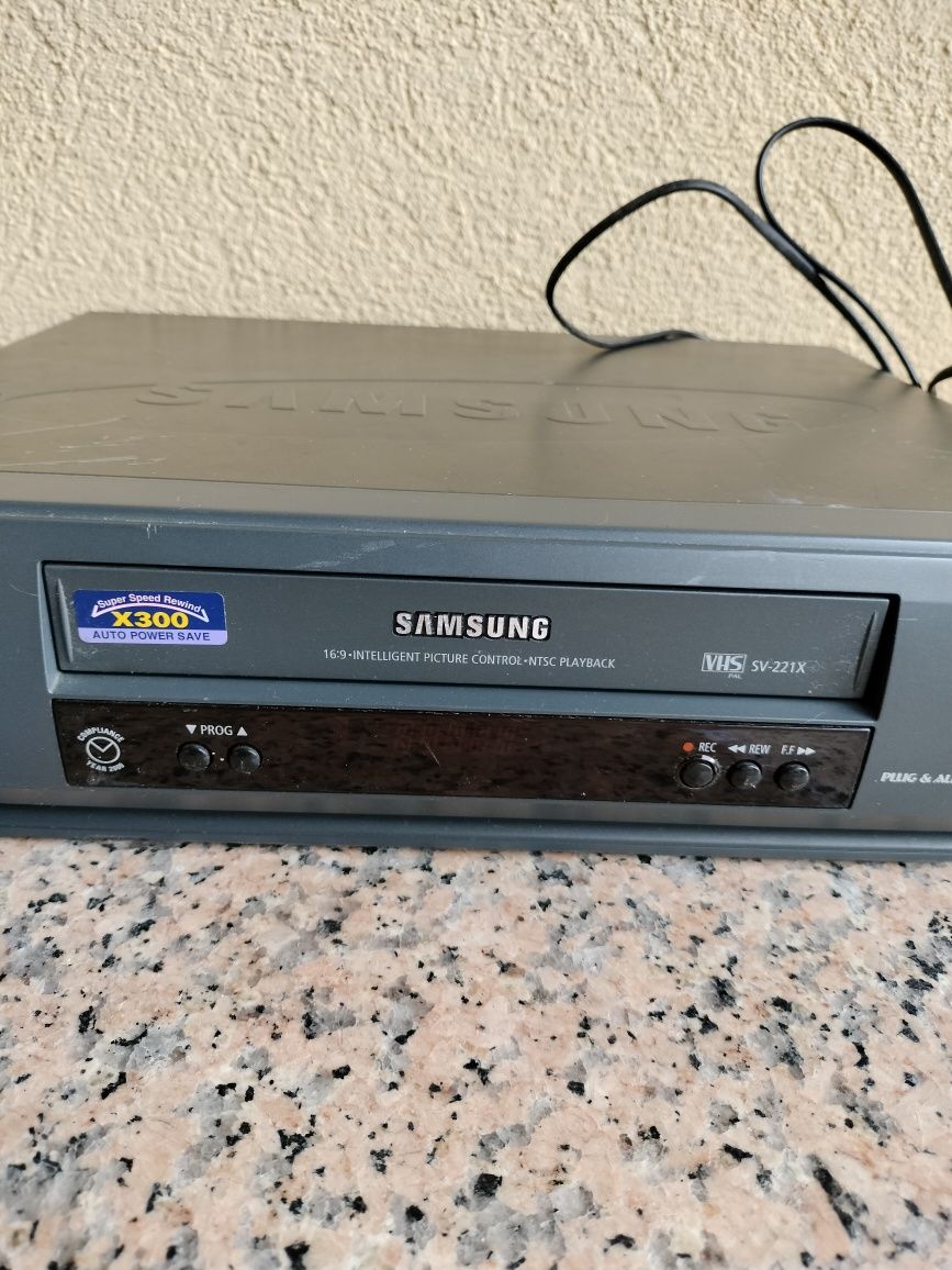 VHS Samsung sv-221x
A funcionar