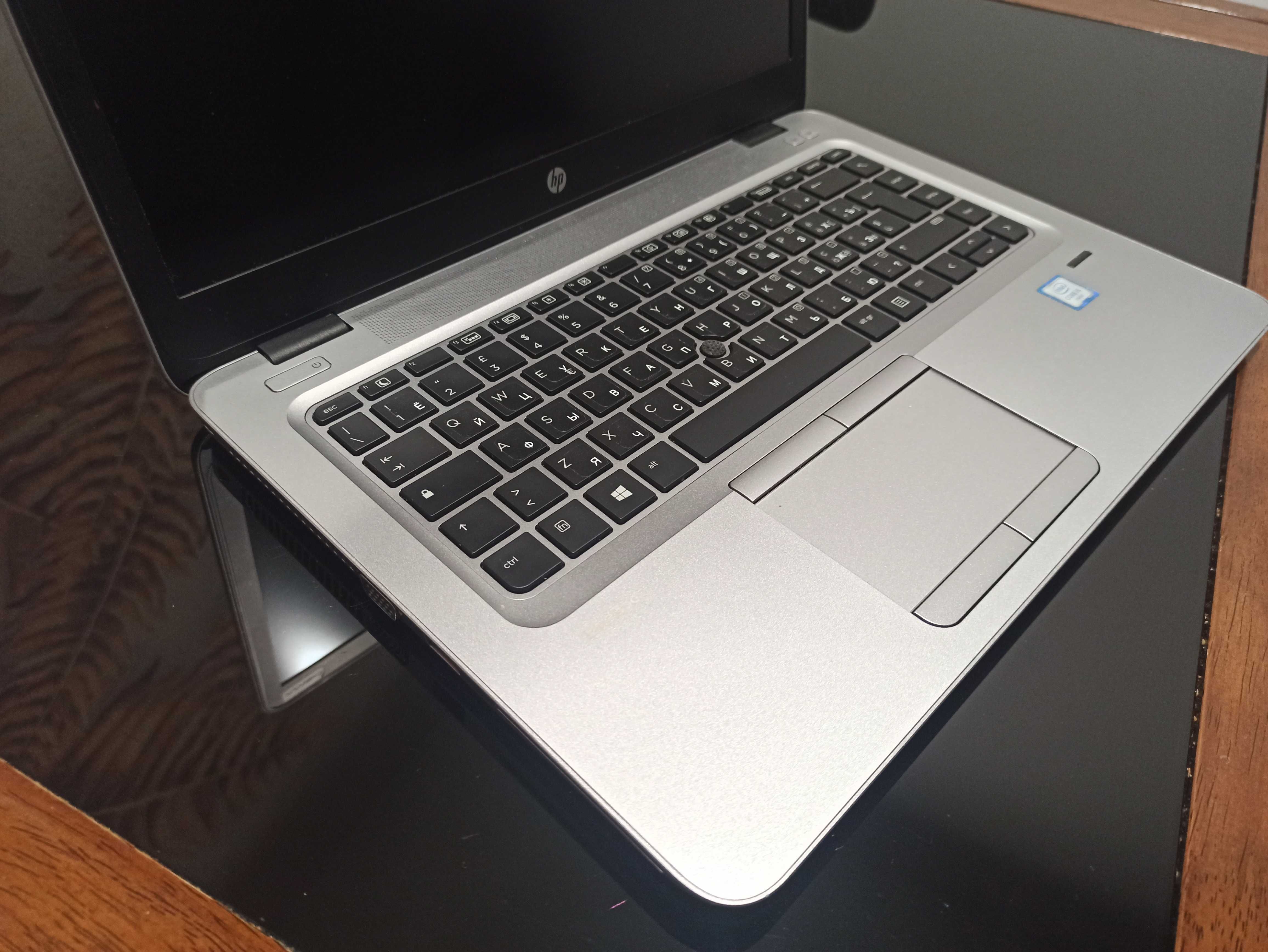 Laptop HP EliteBook 840 G3 i5-6200U 8GB 240GB SSD 2560x1440 Windows 10