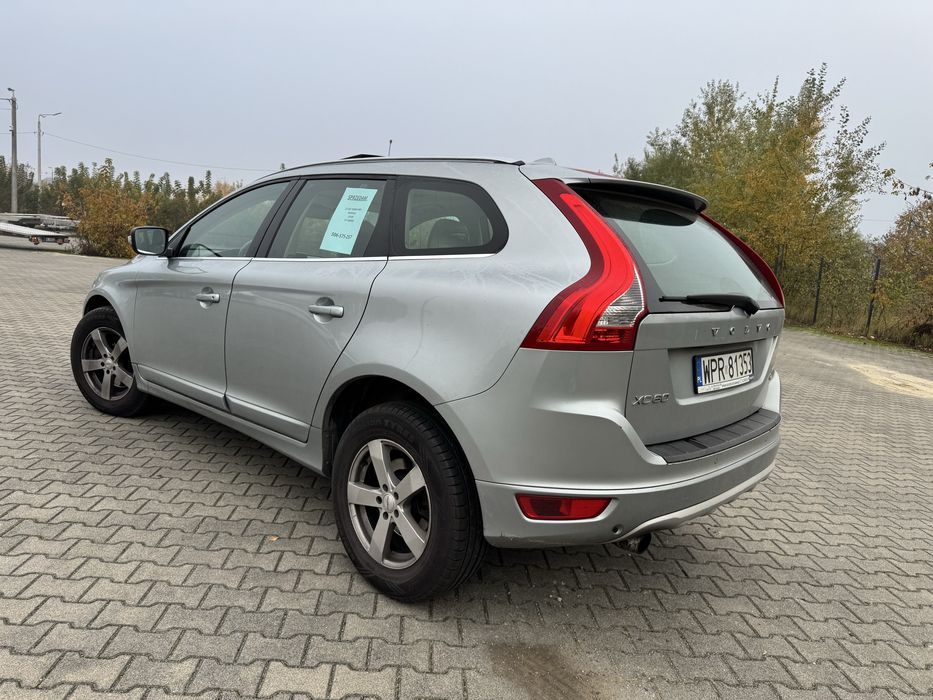 Volvo XC60 2.4 D5 manual 10 LAT W JEDNYCH REKACH! Dvd, panorama