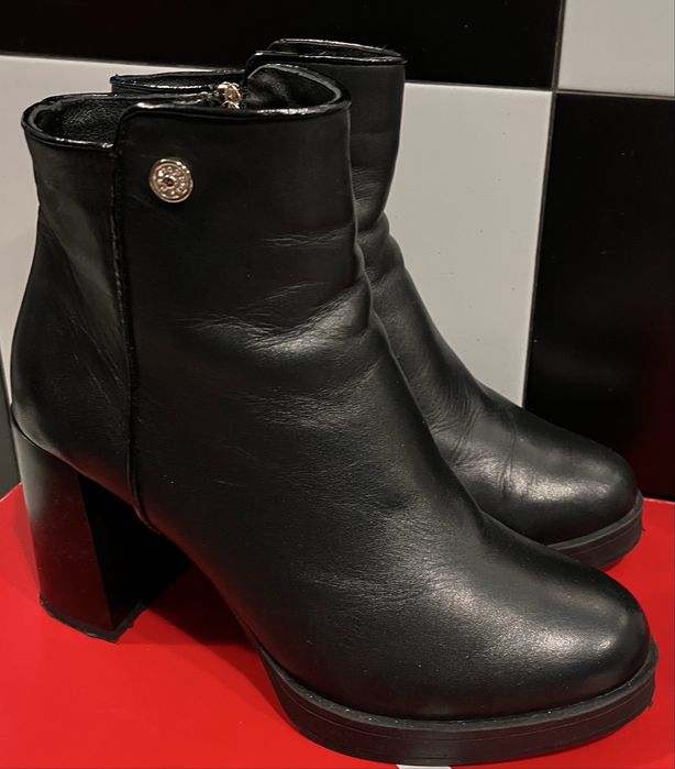 Черевики ботинки чобітки  сапоги ботильйони Міда