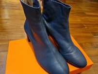 Botins de senhora em pele