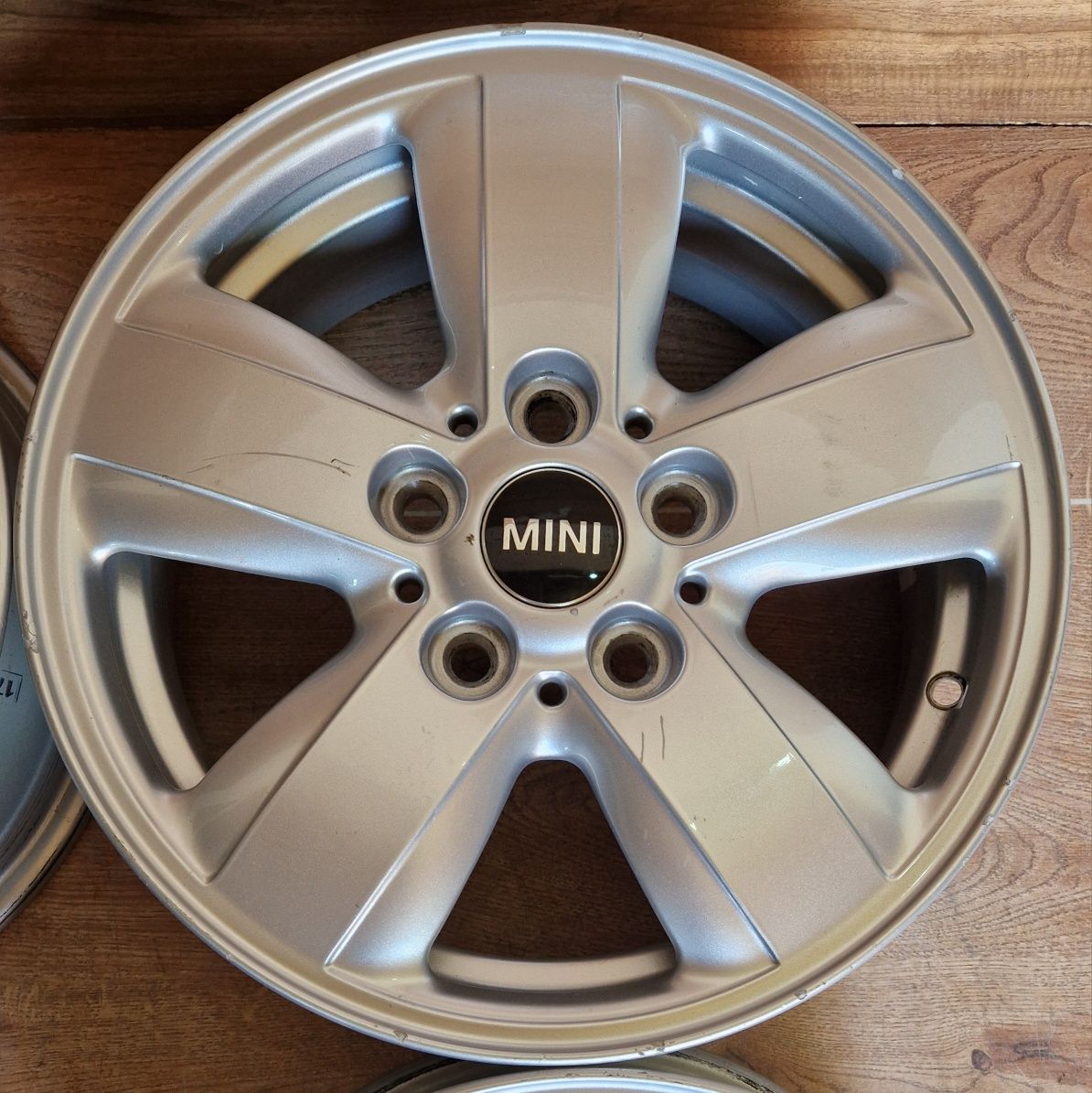 Mini Cooper One Clubman — Ковані диски R15 5x112 Оригінал