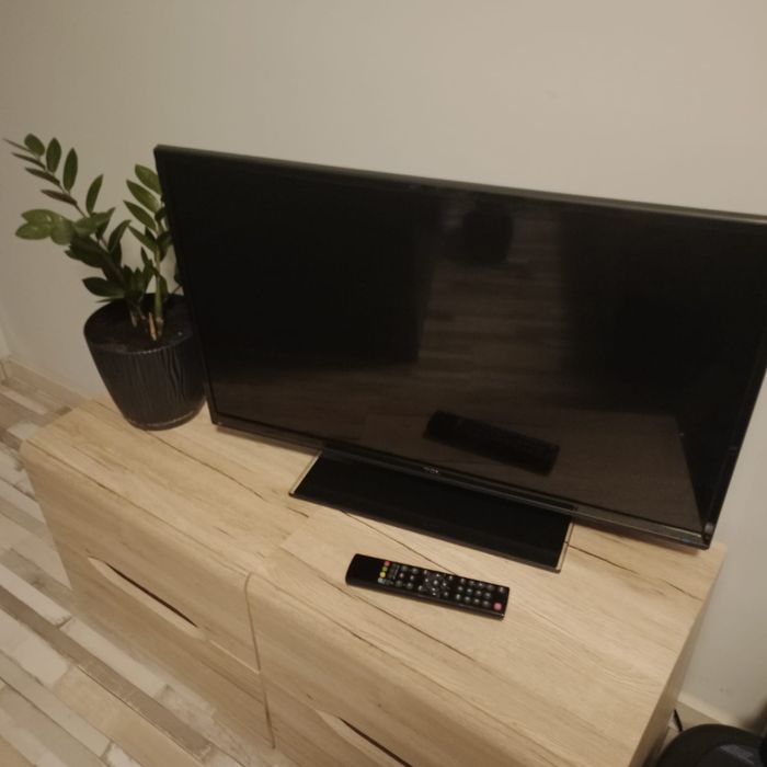 Telewizor TCL L32F3300C!!
Jak nowy !!
149zl !!
Mozliwost transportu po