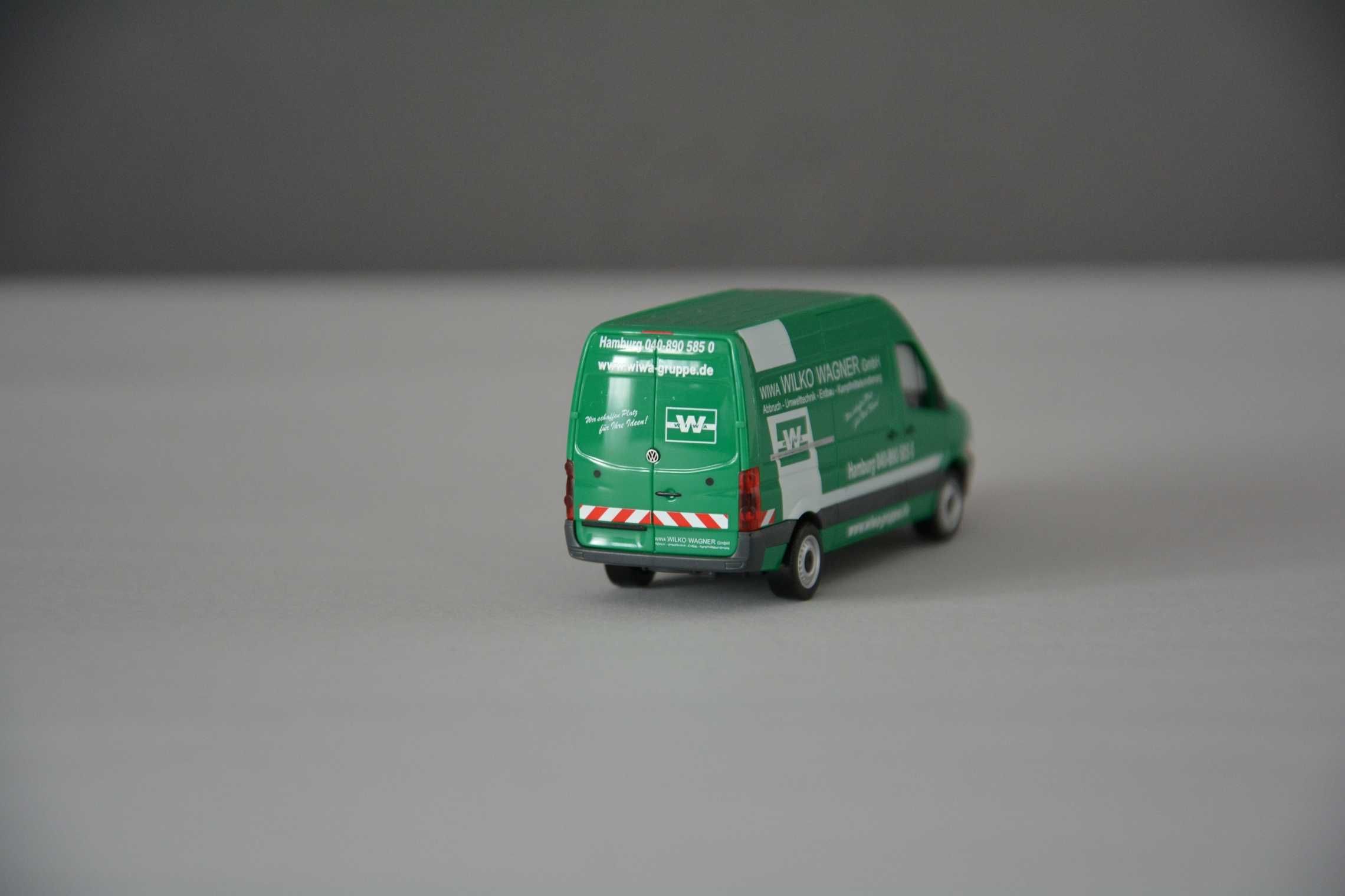 1:87 (H0) Herpa 095051 - Volkswagen Crafter HD - Wilko Wagner Hamburg