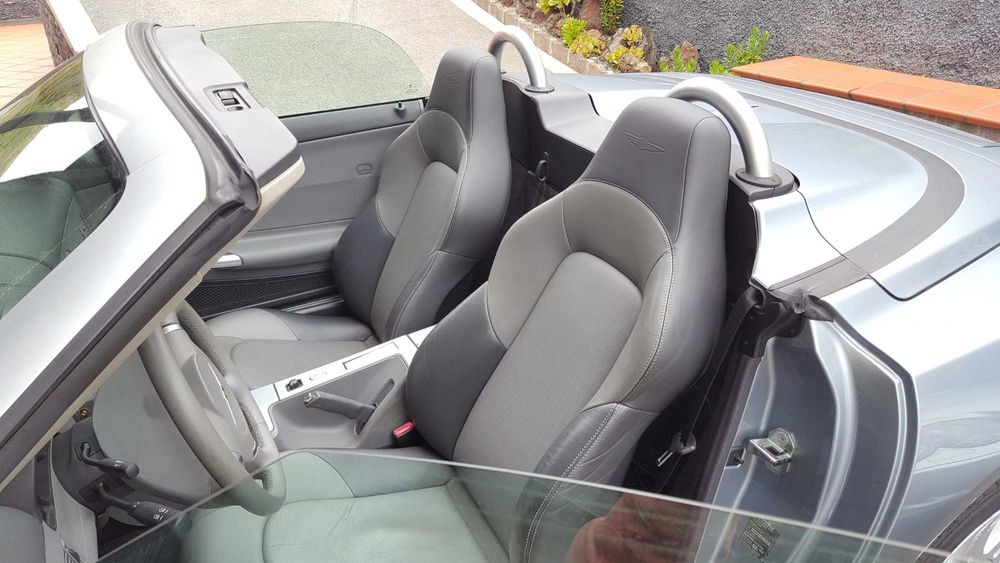 Chrysler crossfire