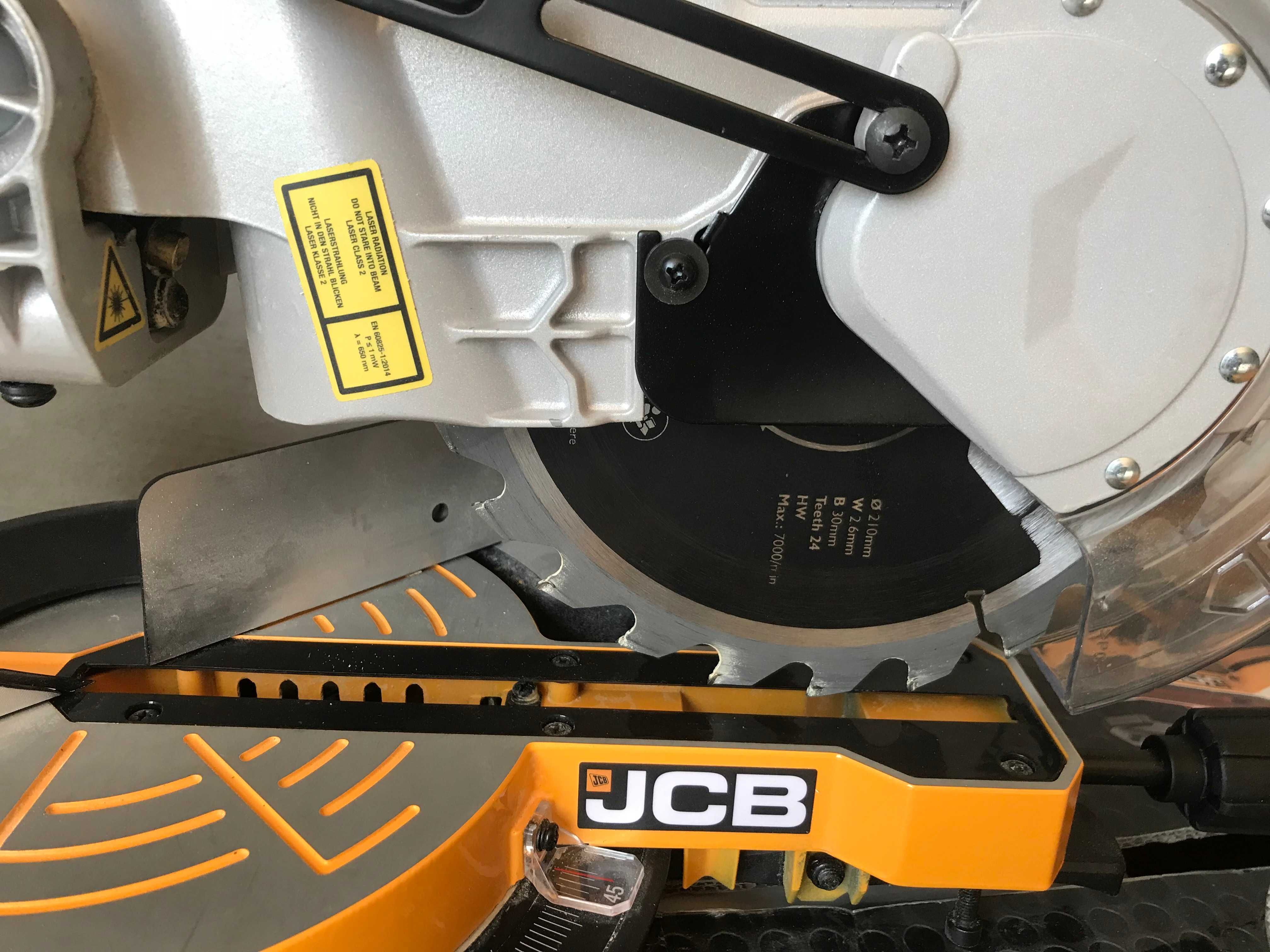 Торцювальна пилка з протяжкою JCB MS-210SB з Англії