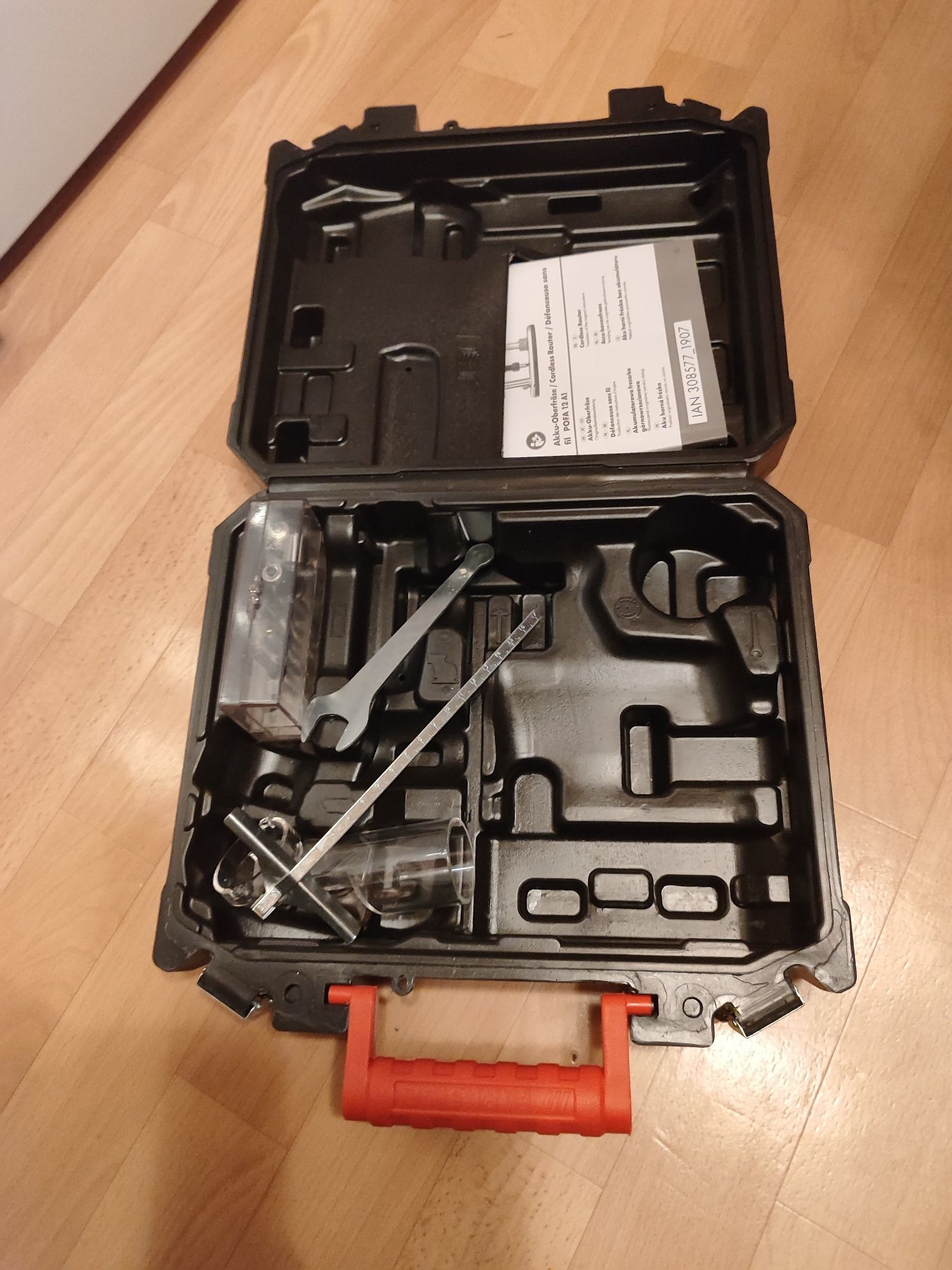 Frezarka górnowrzecionowa krawędziówka Parkside + bateria 4ah