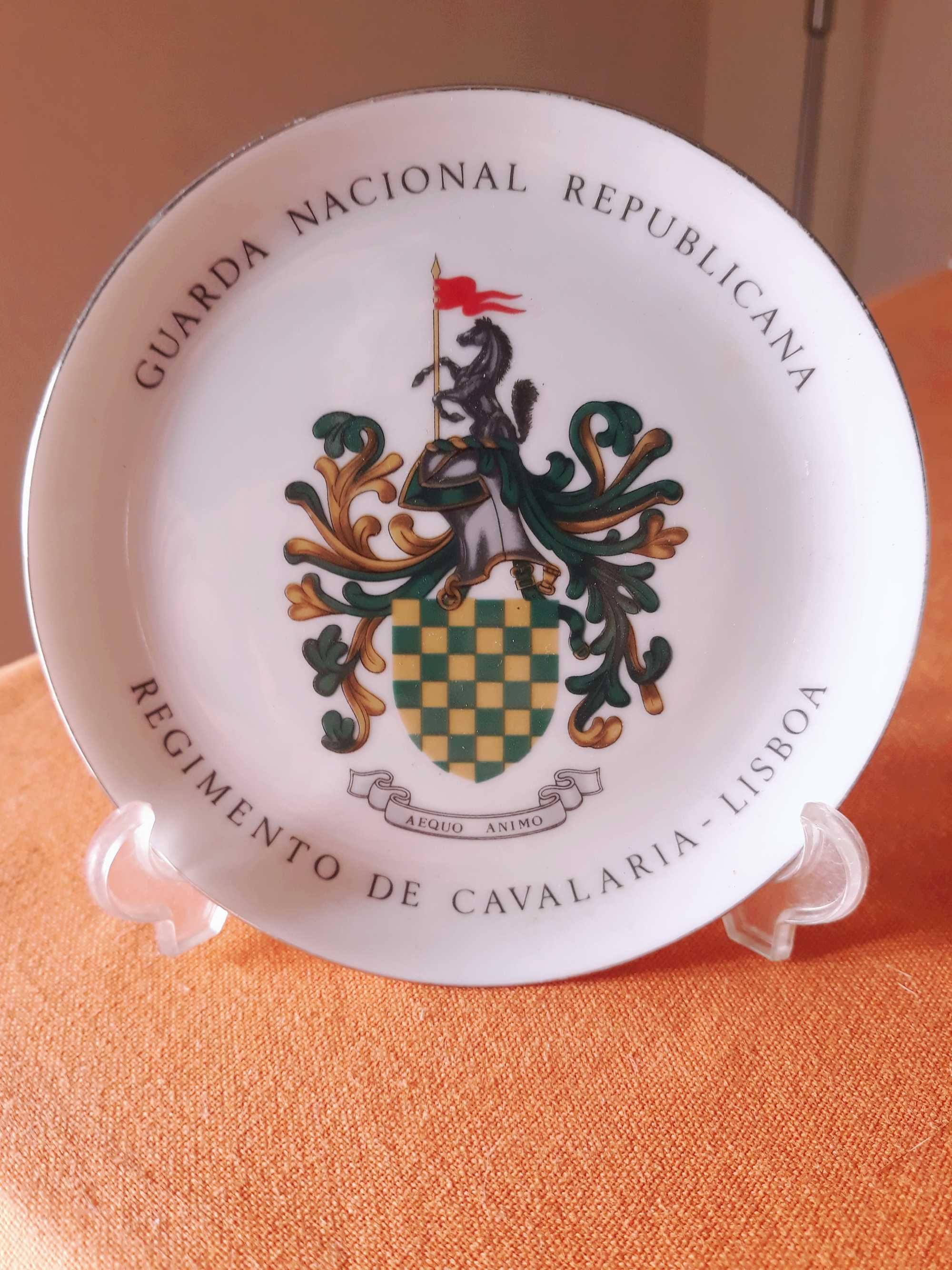 Pratos porcelana G.N.R