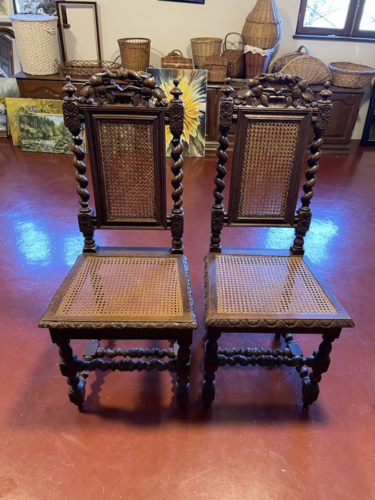 Cadeiras com palinha