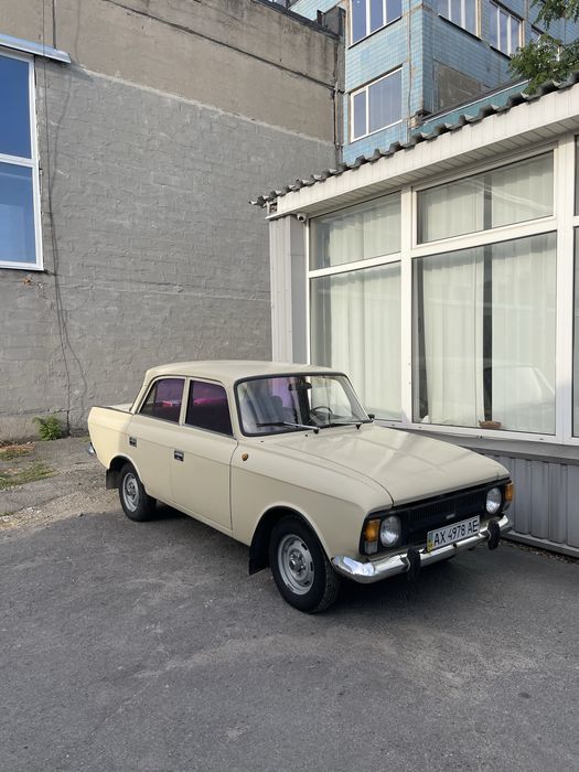 АЗЛК 412  1.5 Гаражное хранение