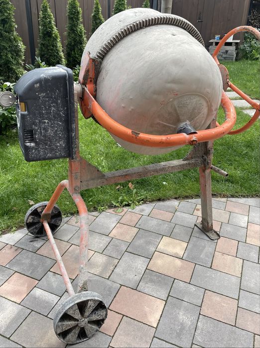 Бетонозмішувач Agrimotor 1000w б/у