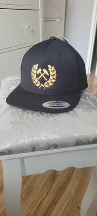 Czapka z daszkiem snapback godłogórnicze perlik I żelazko górnik czako