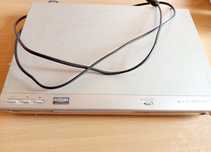 DVD player LG DKE 574 XB робочий з пультом  з диском