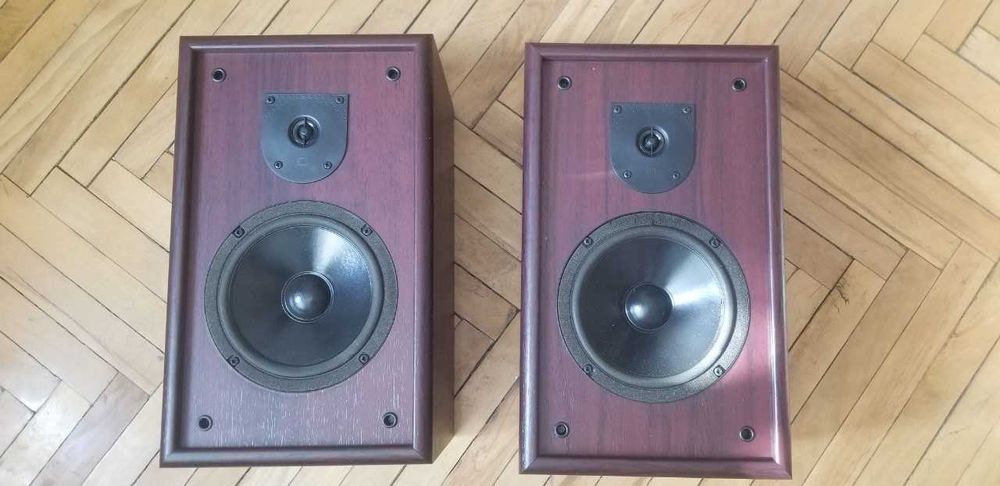 акустика JBL TLX 220