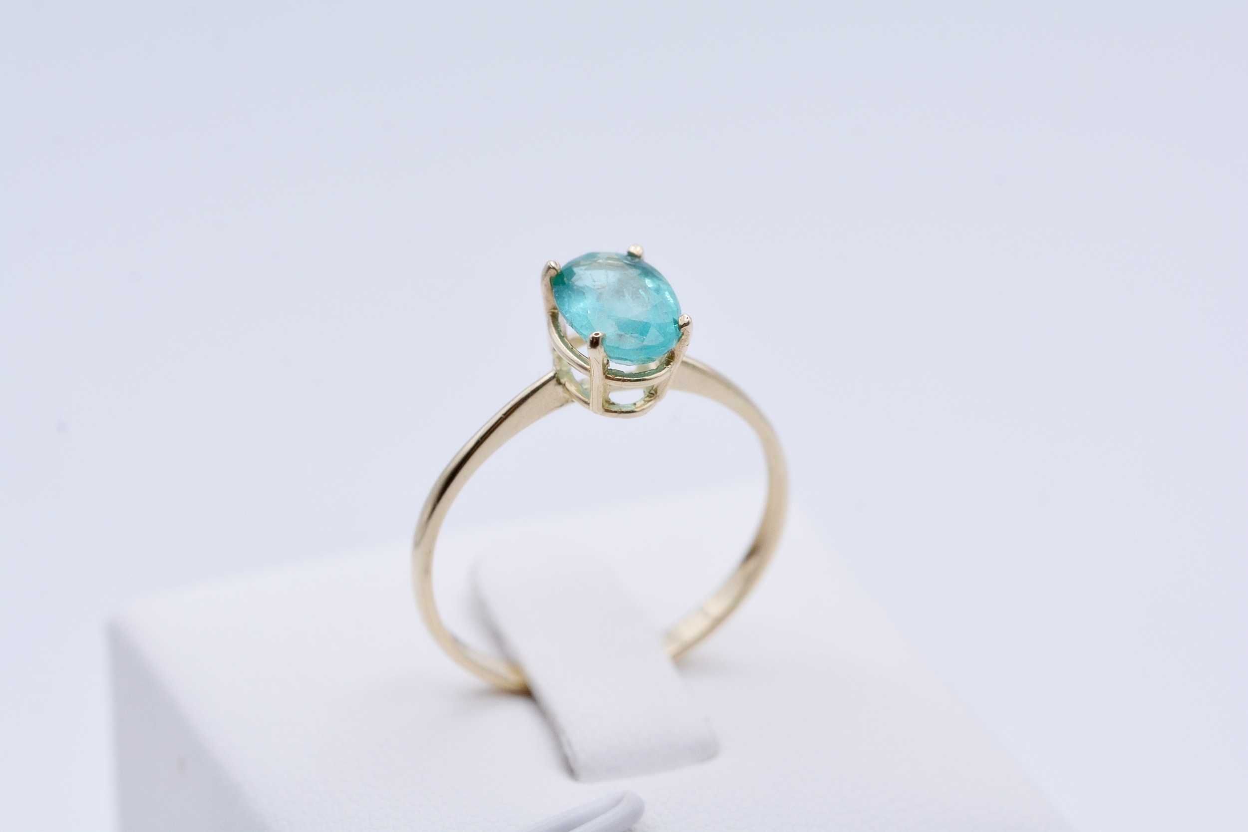 Klasycznie piękny pierścionek z dużym szmaragdem 1,45 ct złoto 585 14k