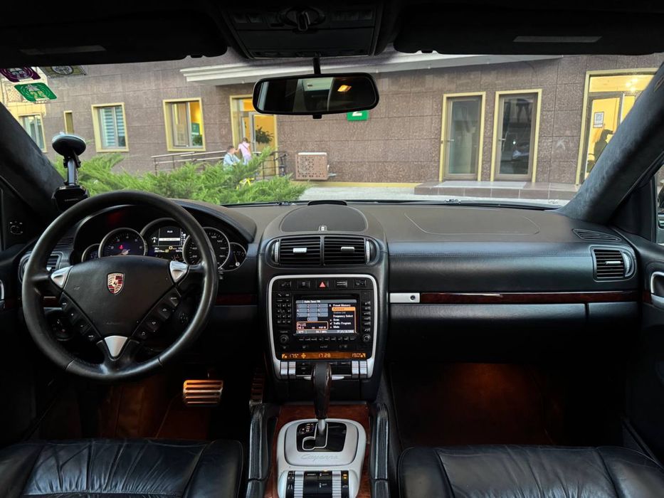 Продам Porsche Cayenne Turbo S 2007