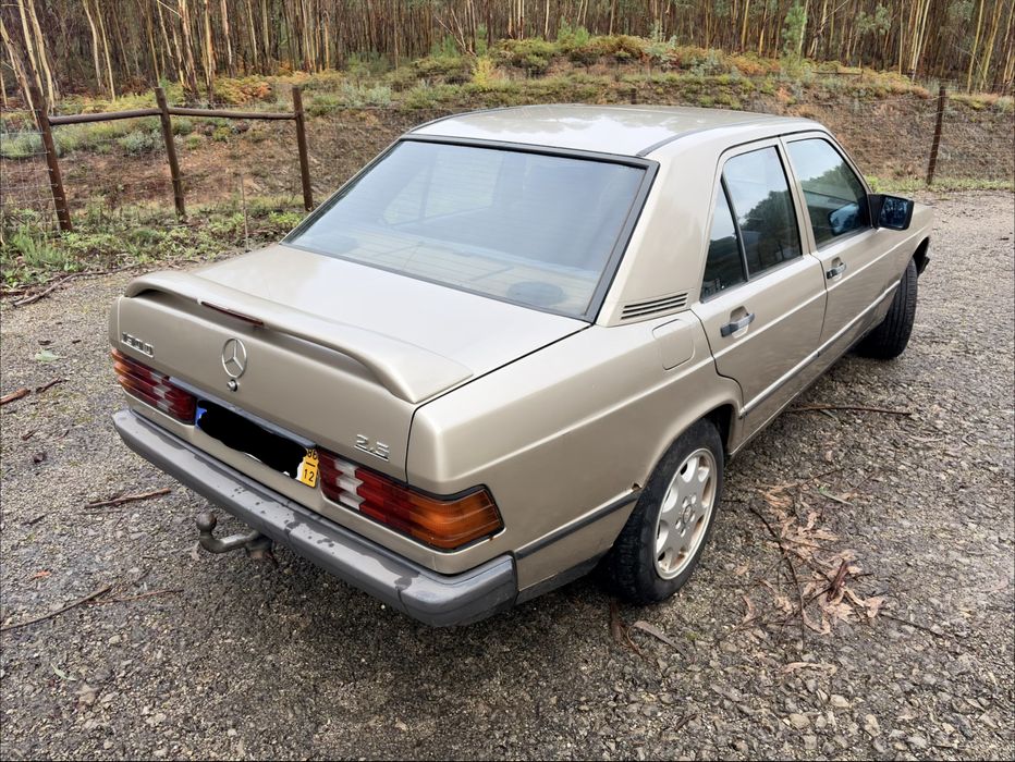 Mercedes 190D 2.5