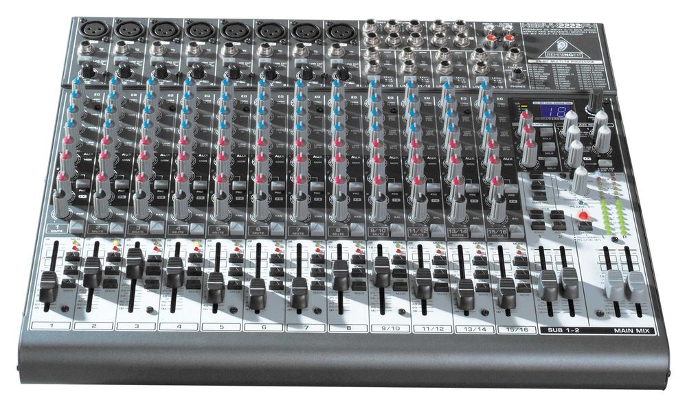 Микшерный пульт Behringer Xenyx 2222FX