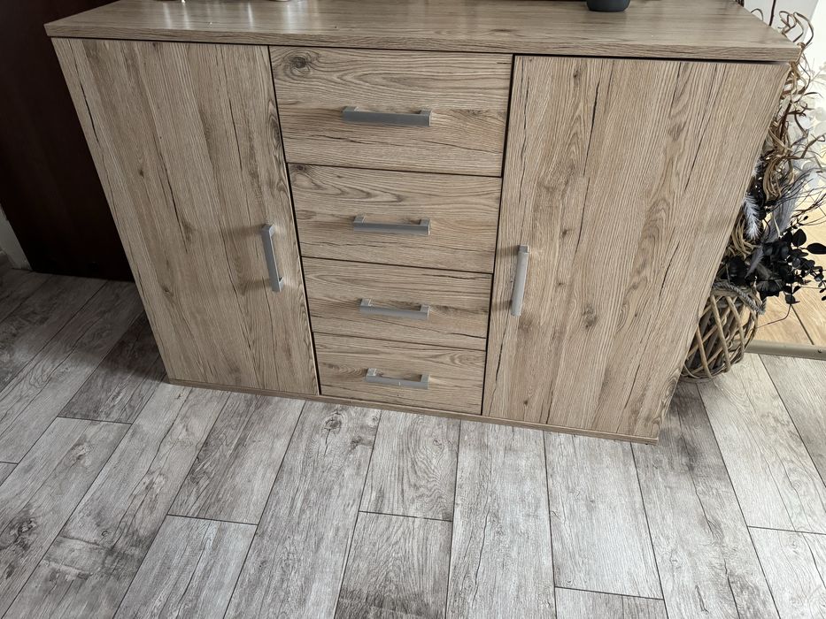 Sprzedam Komode i szafe