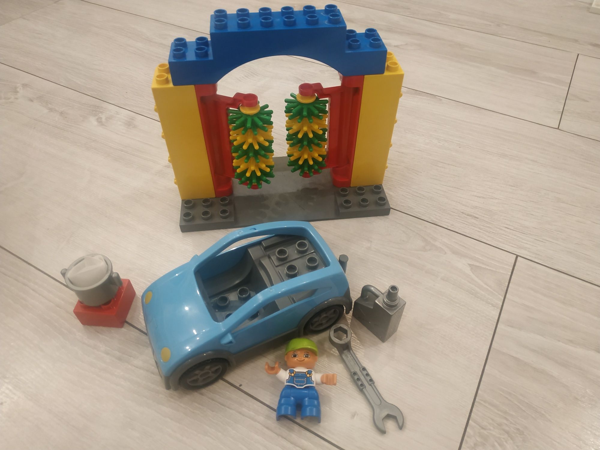 LEGO Duplo 5696 Myjnia samochodowa Car Wash