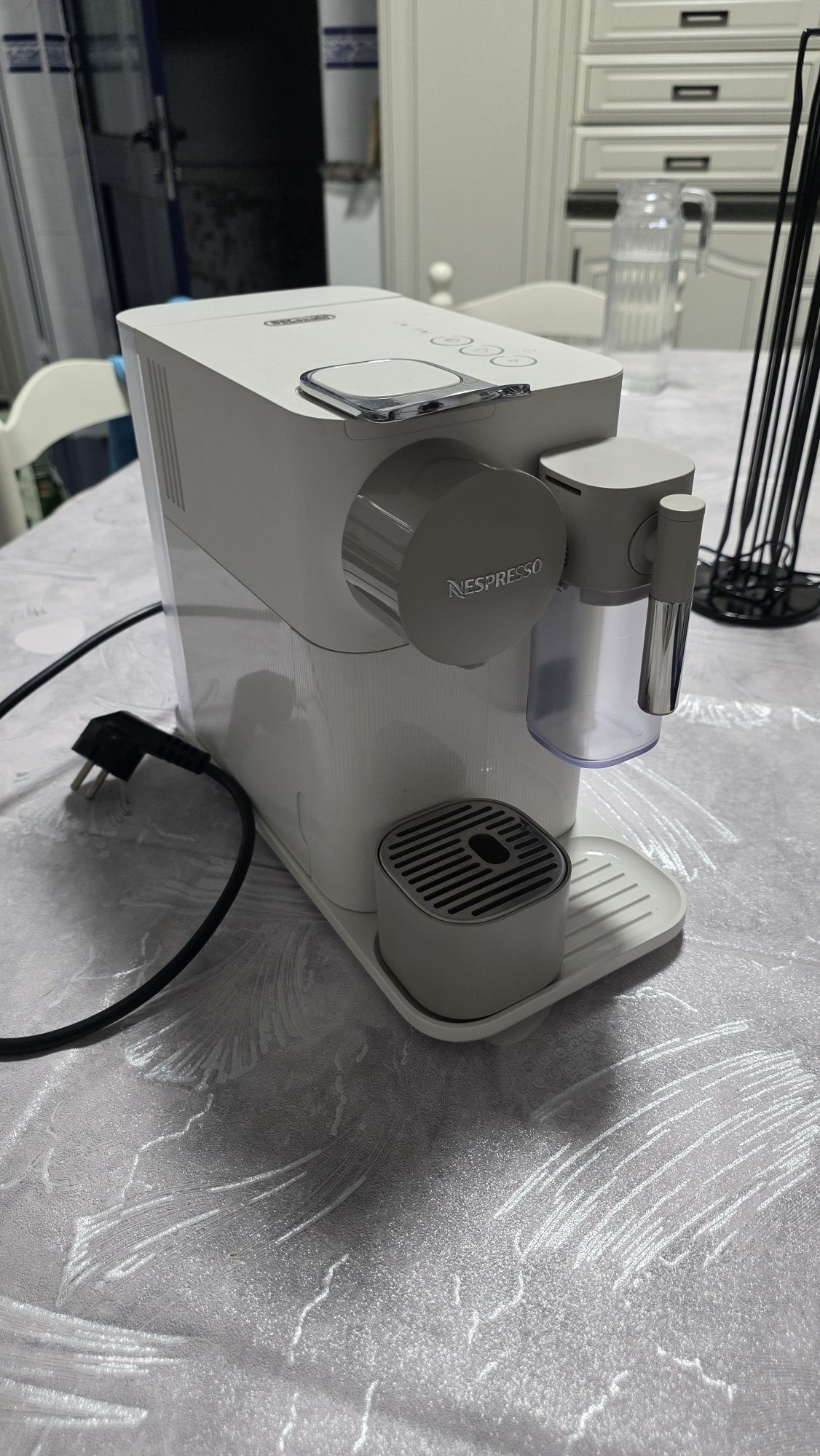 Máquina café delonghi Nespresso